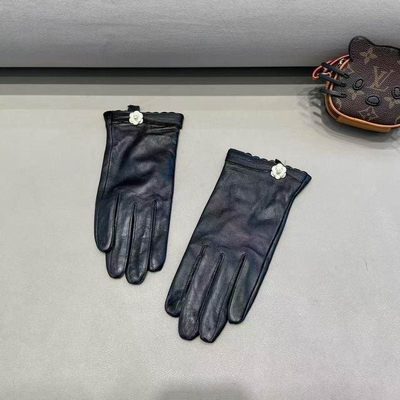 Chanel Gloves M L 010262